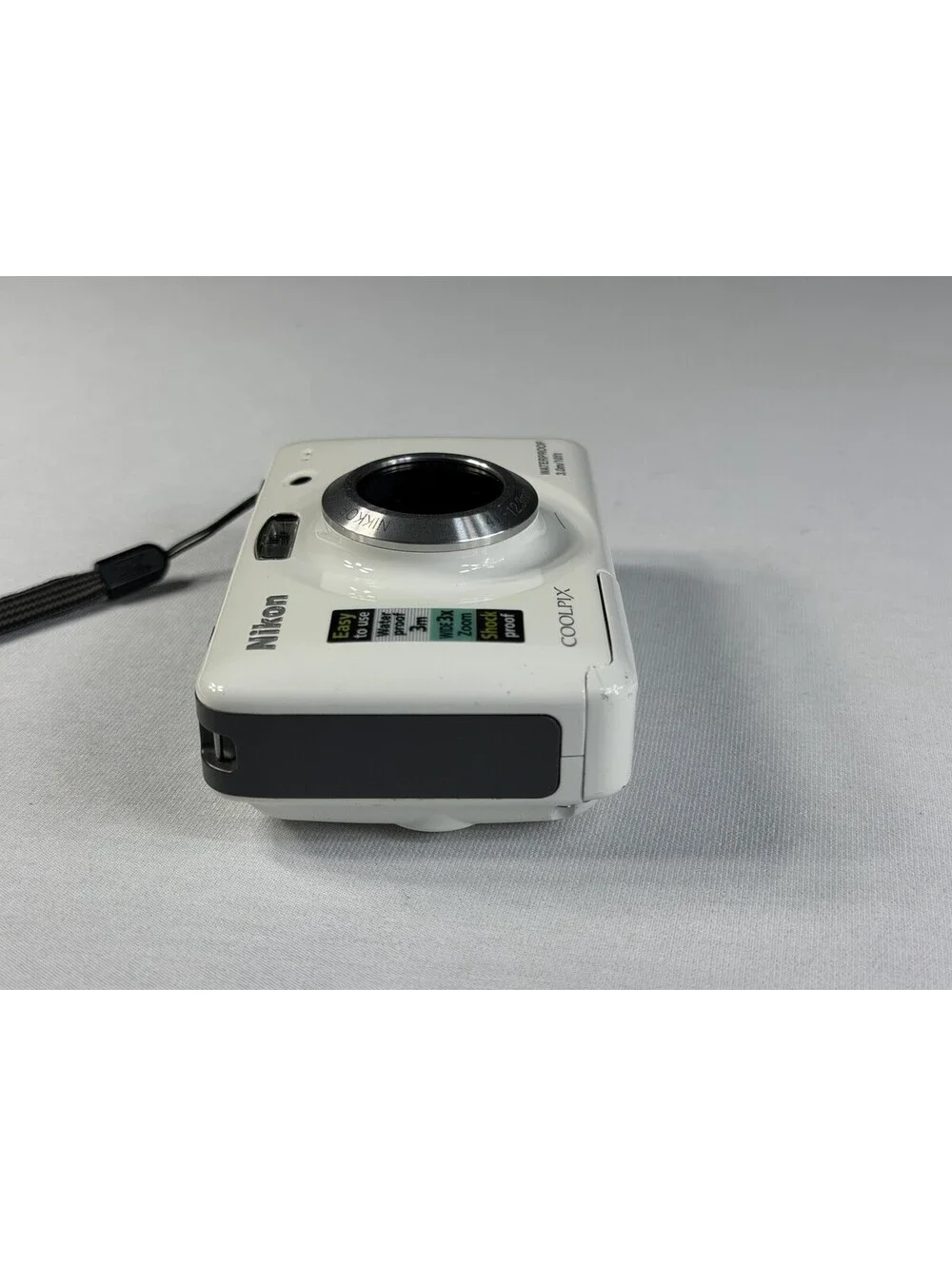 Nikon Coolpix S30 10.1MP Water Proof Digital Camera White
